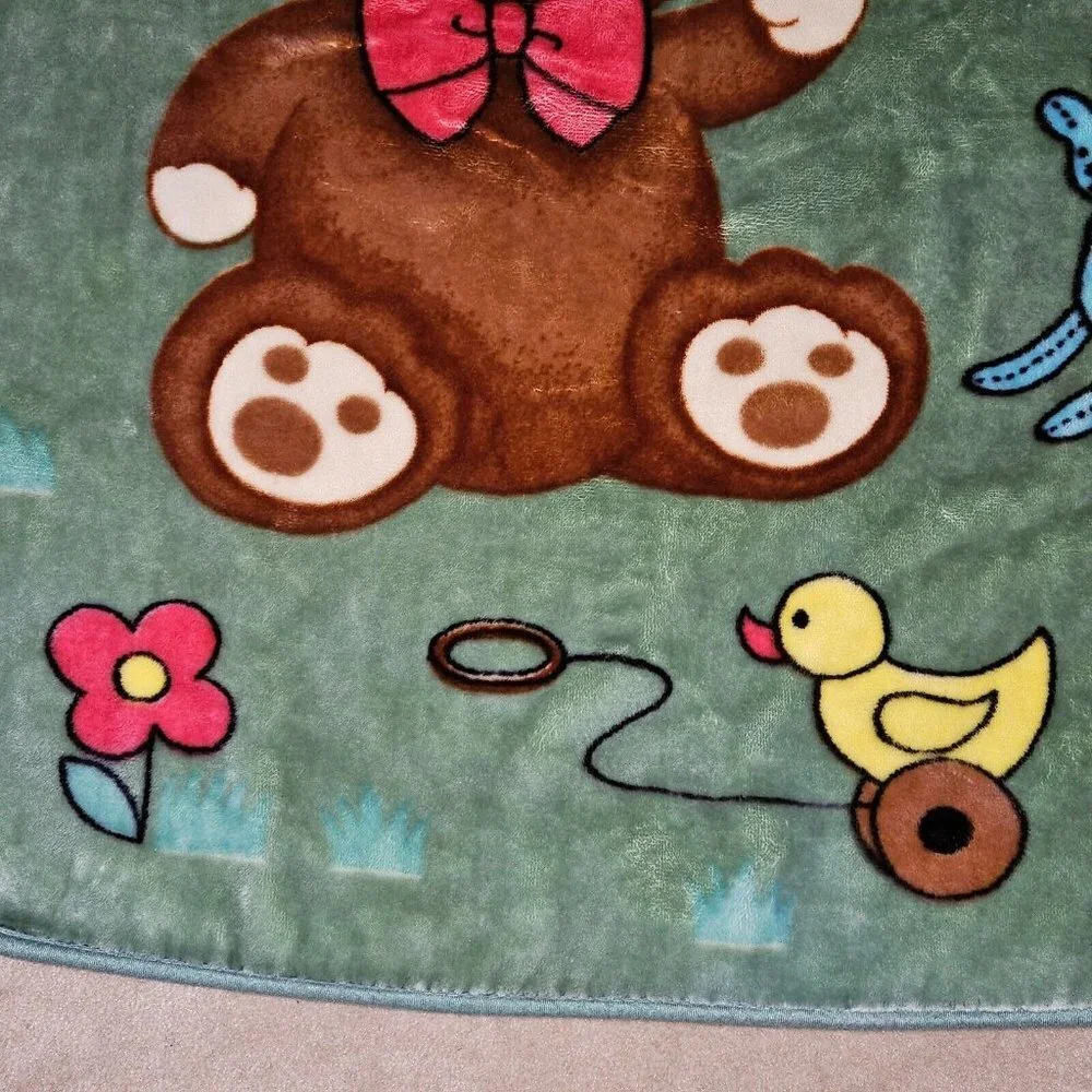Solaron Green Teddy Bear Blanket Balloons Present Duck Flowers Music Notes 42x53